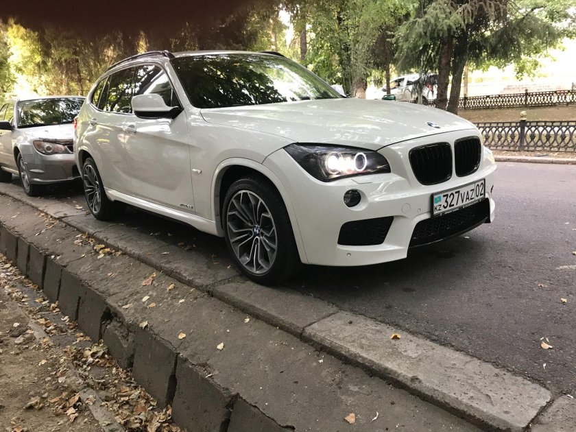 Реснички на БМВ х1