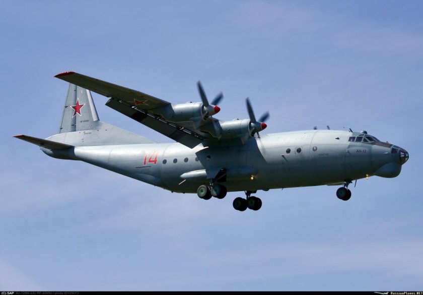 Антонов АН 12бк