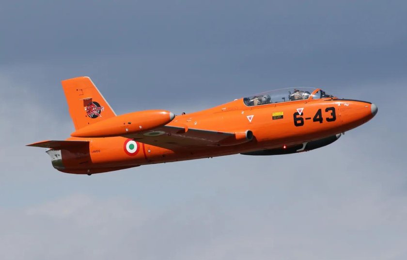 Aermacchi MB-326