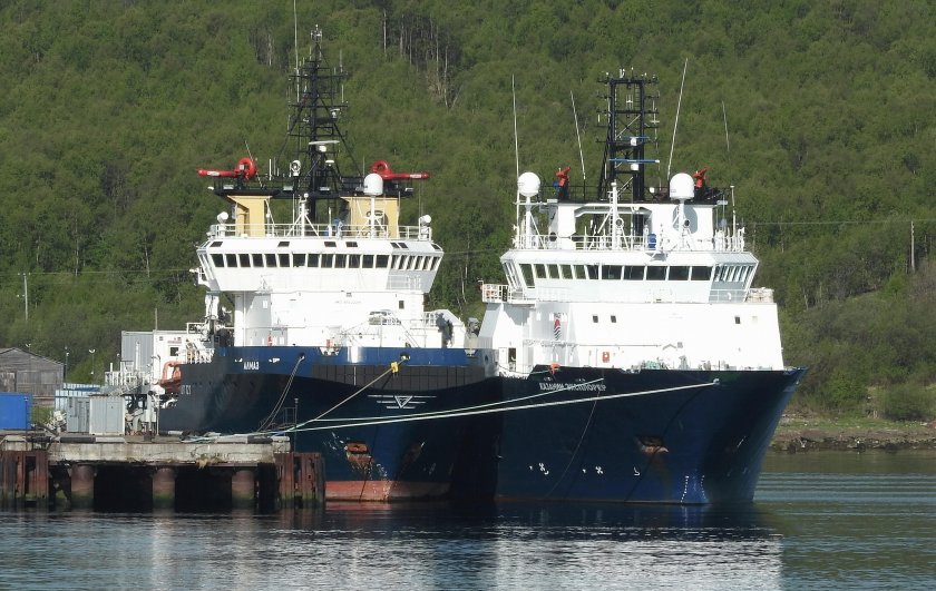 Казанин эксплорер судно