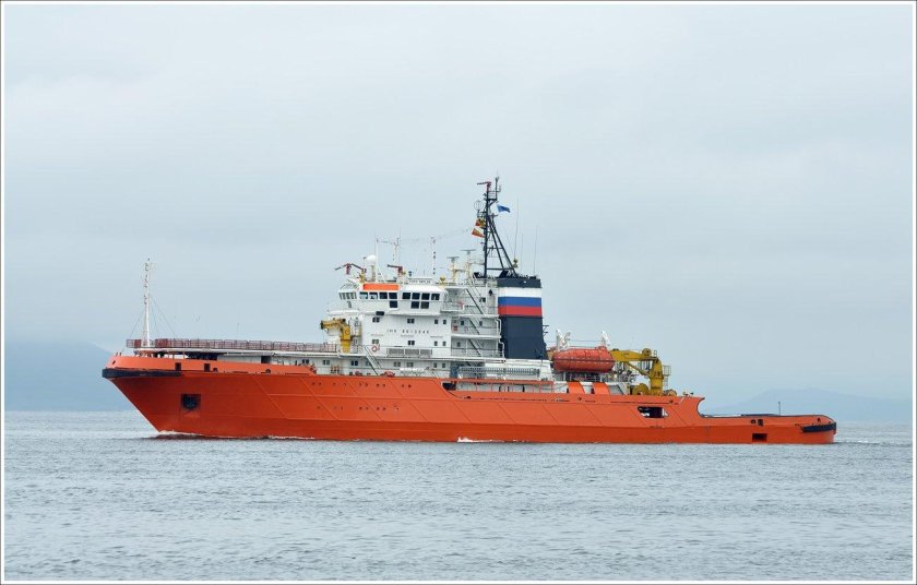 Фотий Крылов буксир