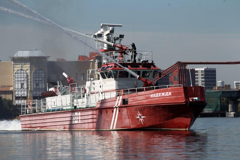 Пожарный катер КС-110