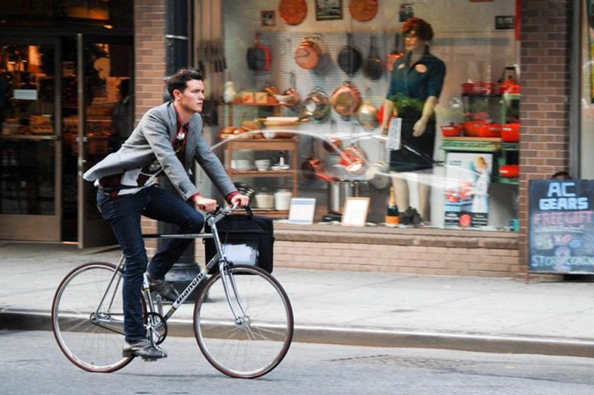 Велосипед в городе