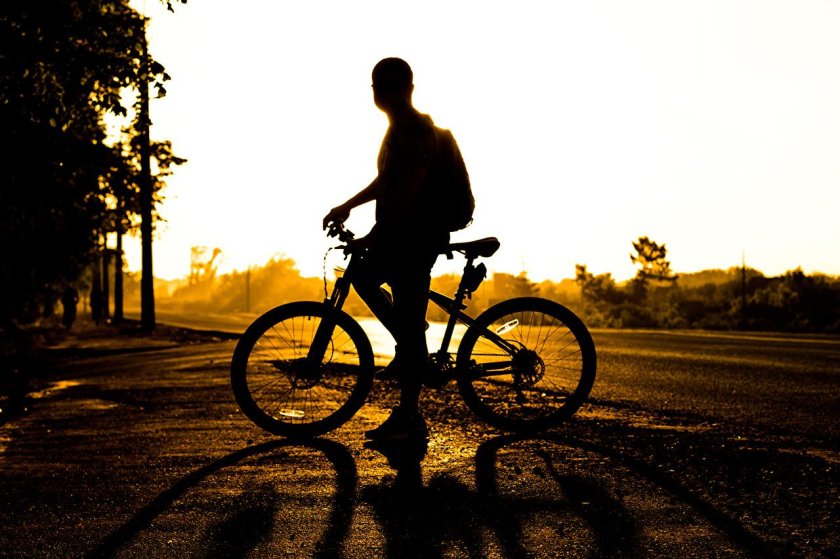 Парень на Велике