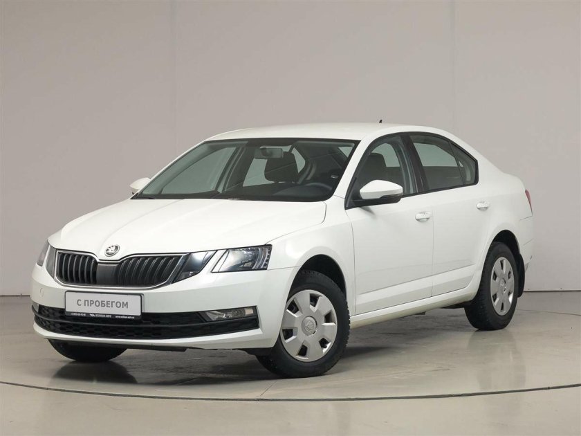 Шкода октавия 2017 белая