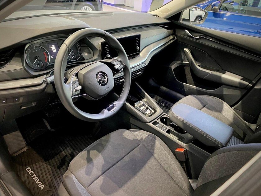 Skoda octavia 2023 салон