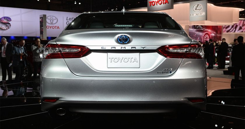 Тойота Камри 2018