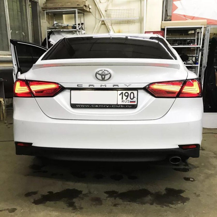 Тойота Камри v70