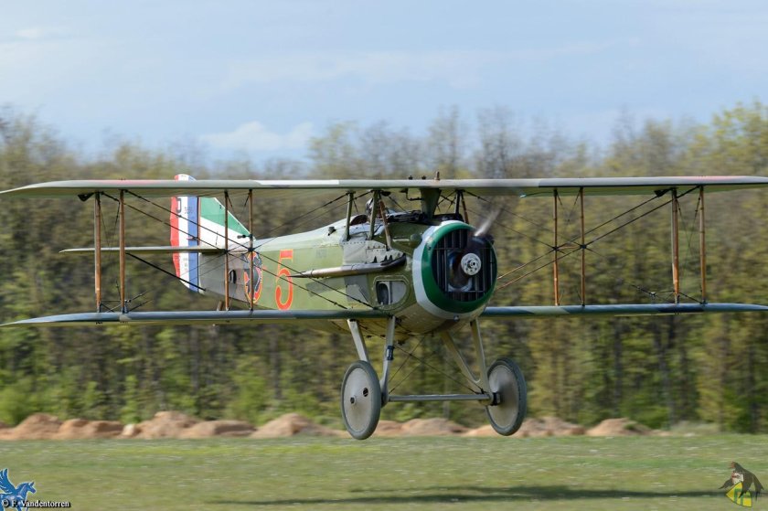 SPAD 13