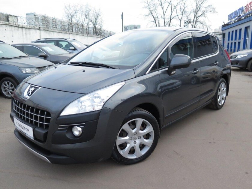 Peugeot 3008 серый