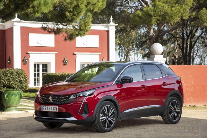 Пежо 3008 2021