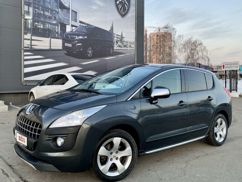 Пежо 3008 черный