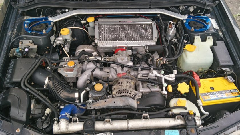 Субару Форестер сф5 под капотом