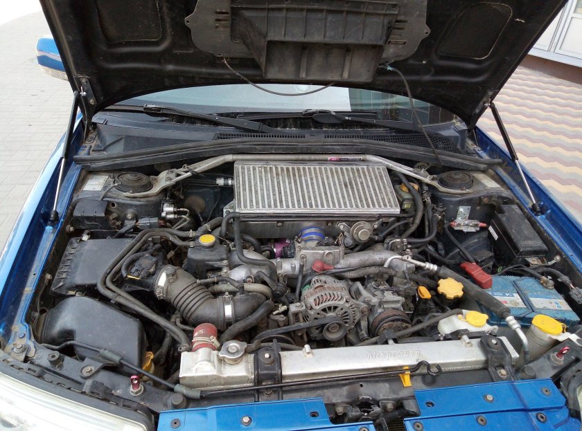 Субару Форестер sg5 под капотом