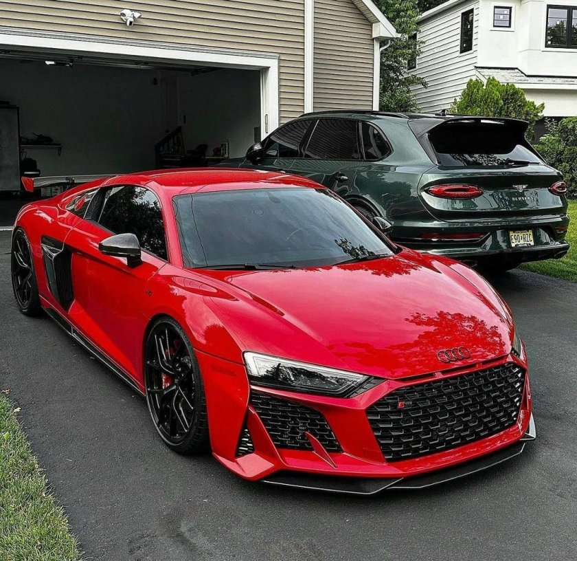 Audi r 8 gt