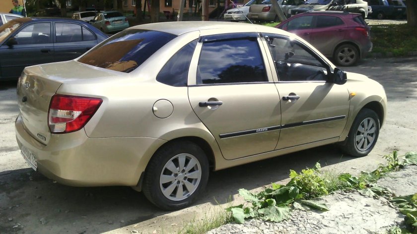 Лада Гранта арахис 205