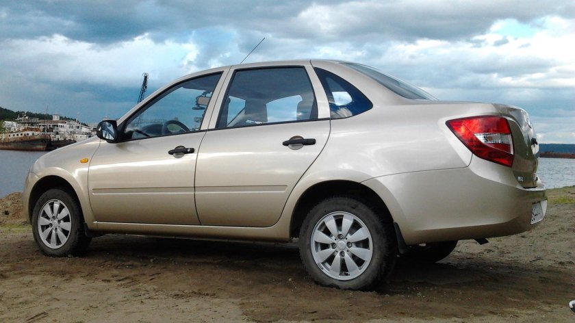 Лада Гранта седан 2013