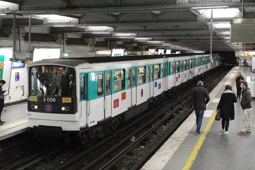 Paris Metro MF 67