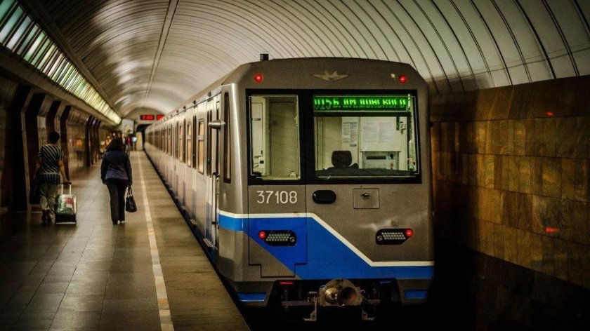 Метро Московское STL