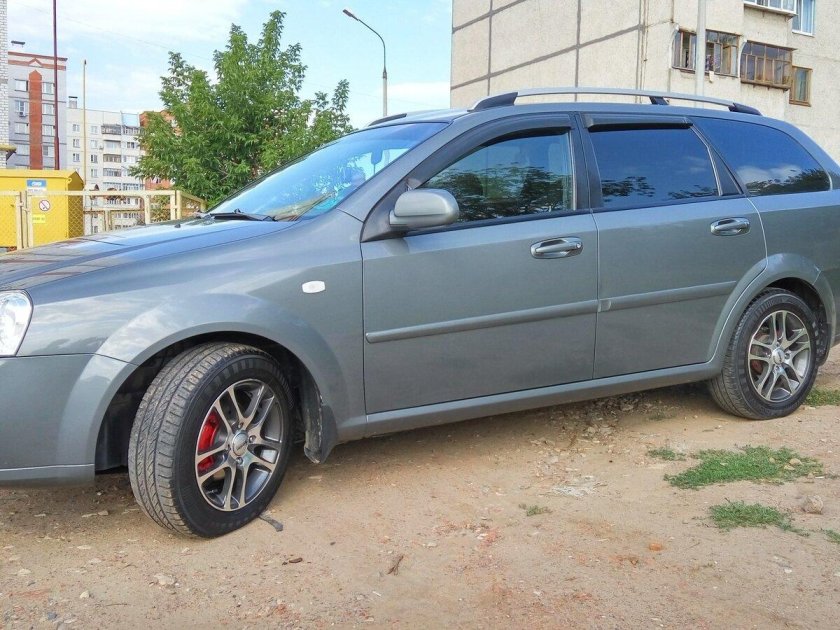 Chevrolet Lacetti 2009 универсал