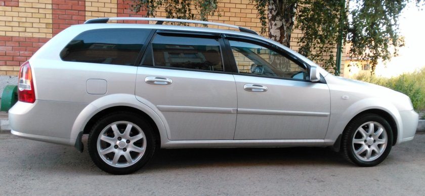 Chevrolet Lacetti универсал на r17