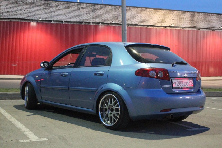 Chevrolet Lacetti r17