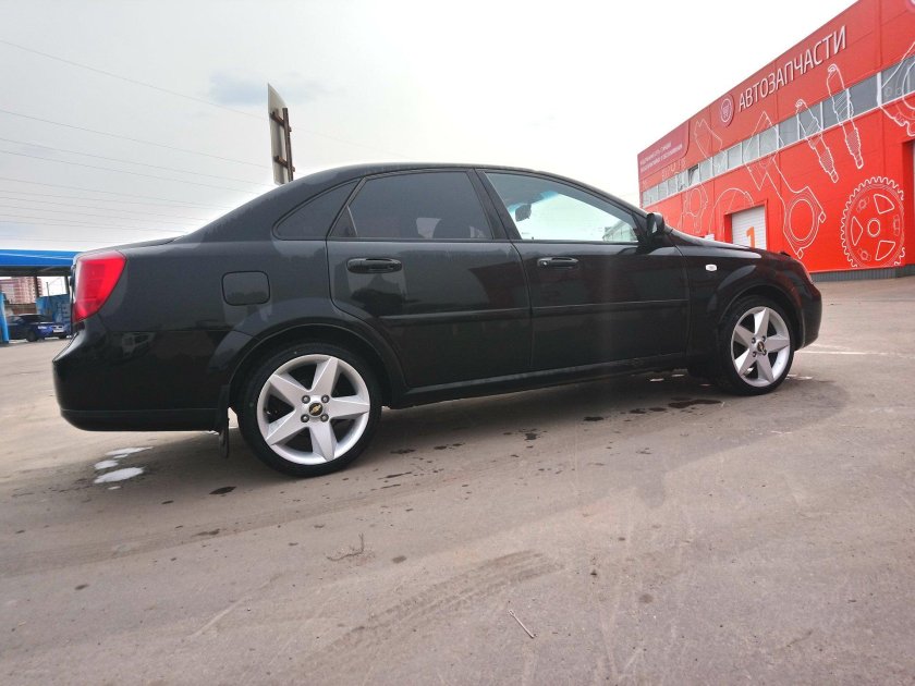 Lacetti литье r16 черная