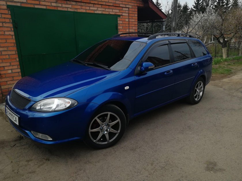 Chevrolet Lacetti r17