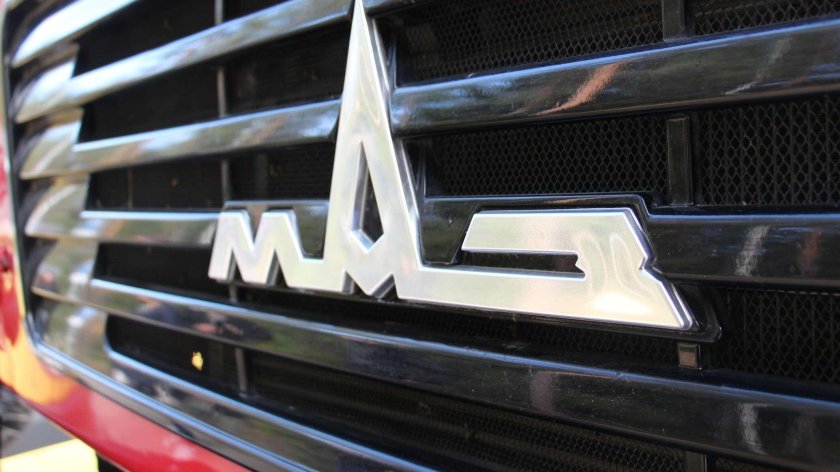 Шильдик МАЗ