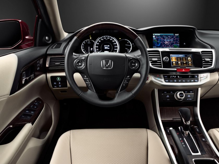 Honda Accord 9 2015