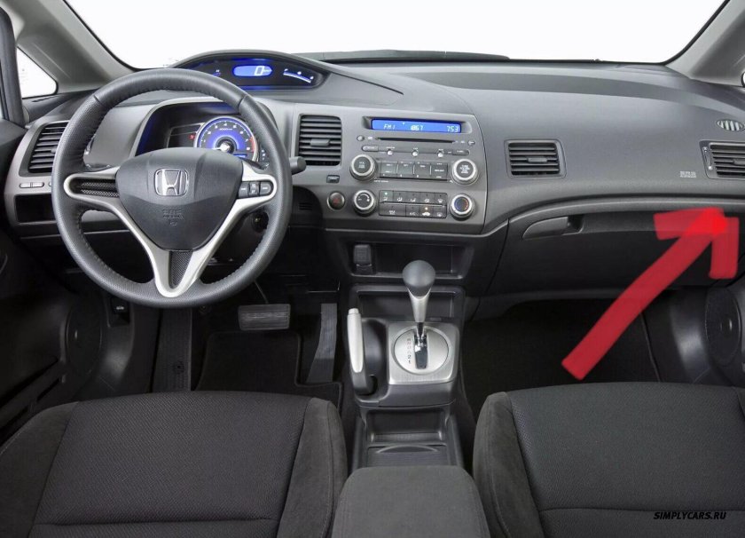 Honda Civic 2008 седан салон