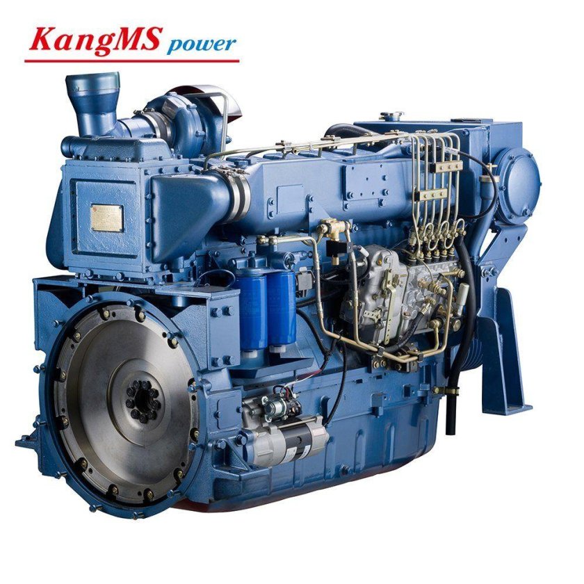 Судовой дизельный двигатель