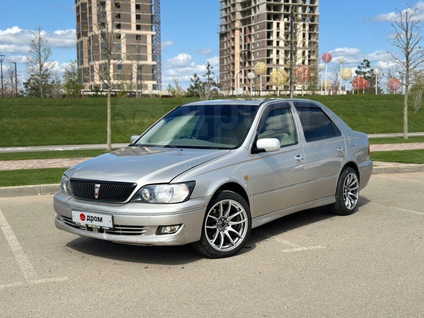 Toyota vista 2000