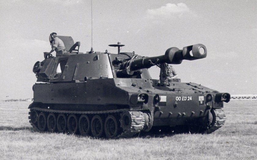 Самоходные гаубицы м109