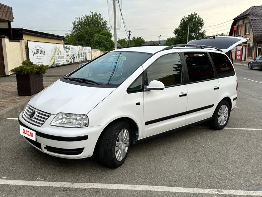 Volkswagen sharan 2000 года