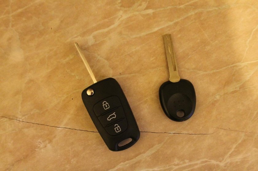Ключ Hyundai Solaris 2