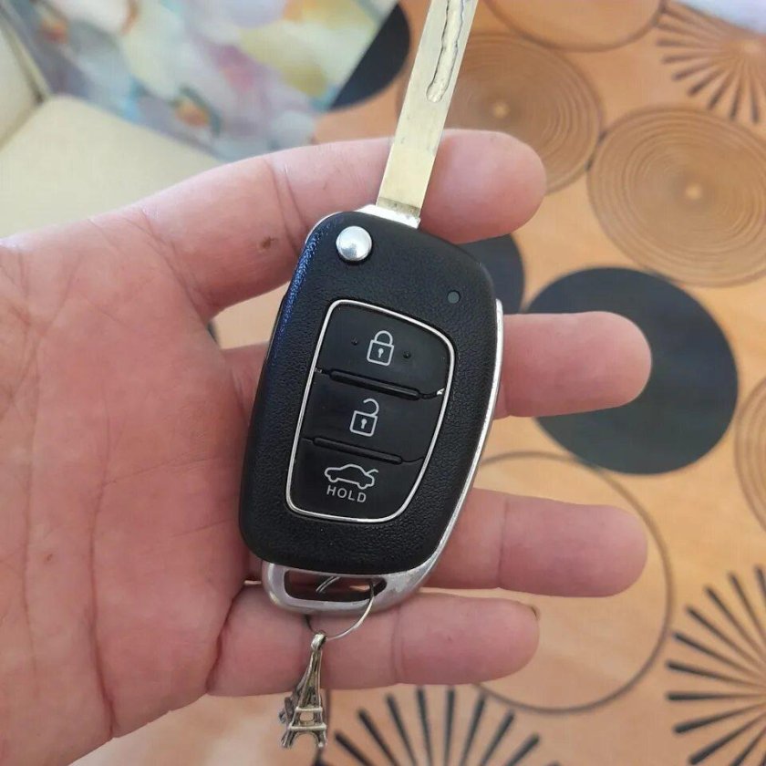 Ключ Hyundai Solaris 2