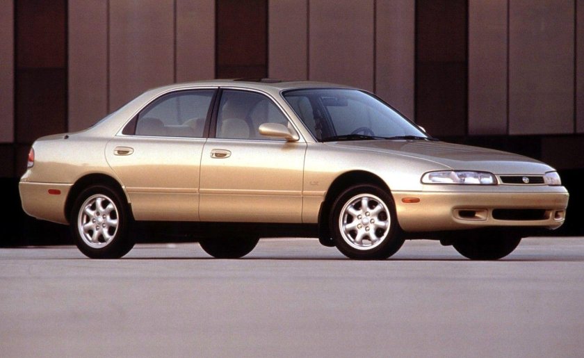 Mazda 626 ge седан