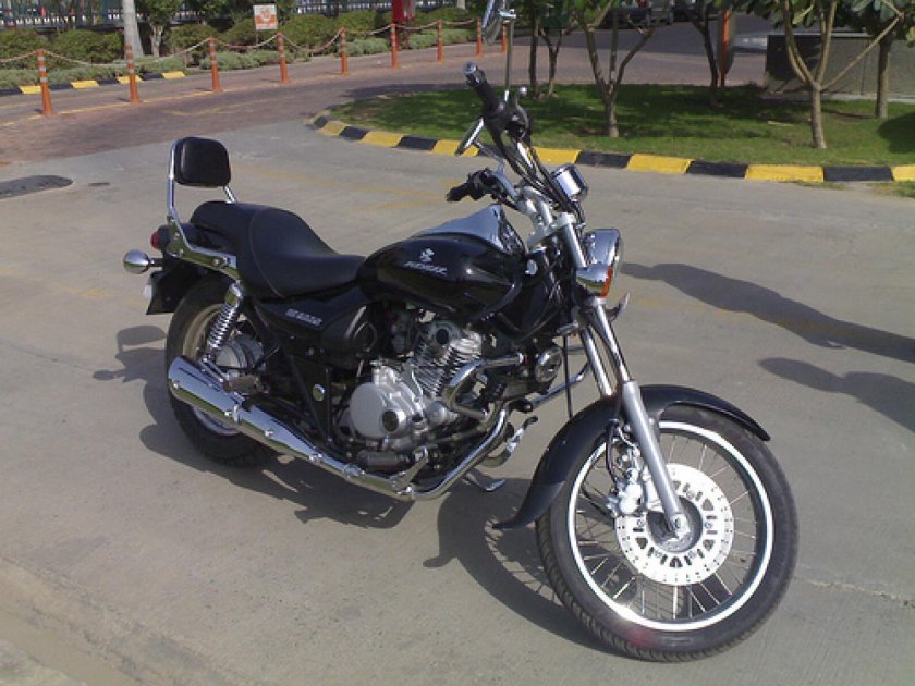 Bajaj avenger 220 cruise