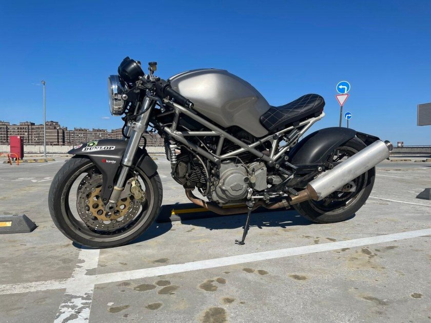 Ducati monster s4