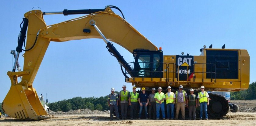 Экскаватор катерпиллер