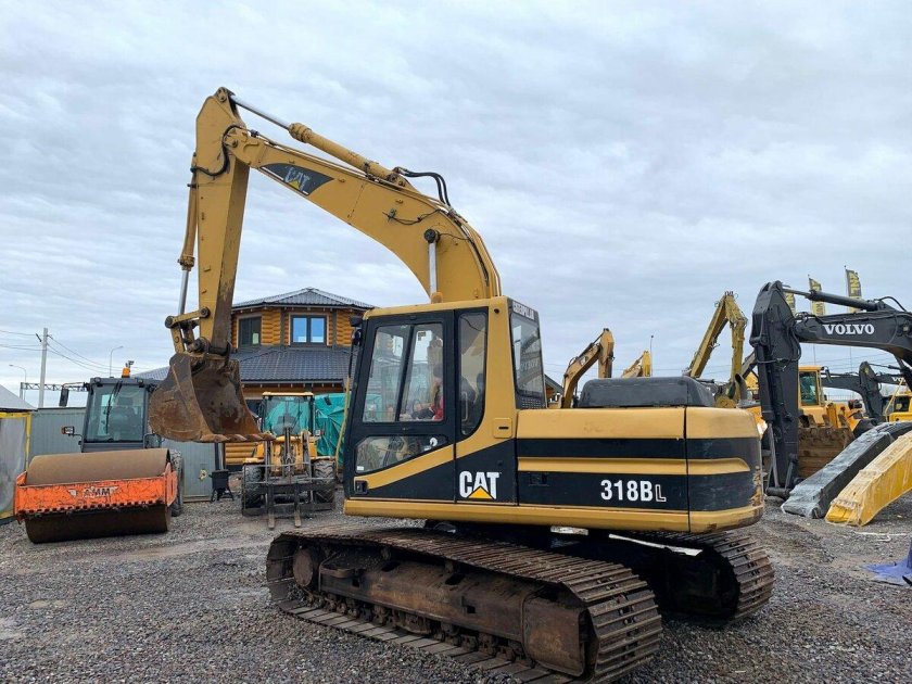 Экскаватор caterpillar 320d2l