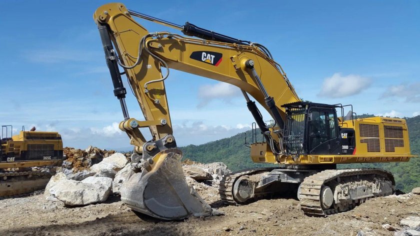 Экскаватор Caterpillar 390d