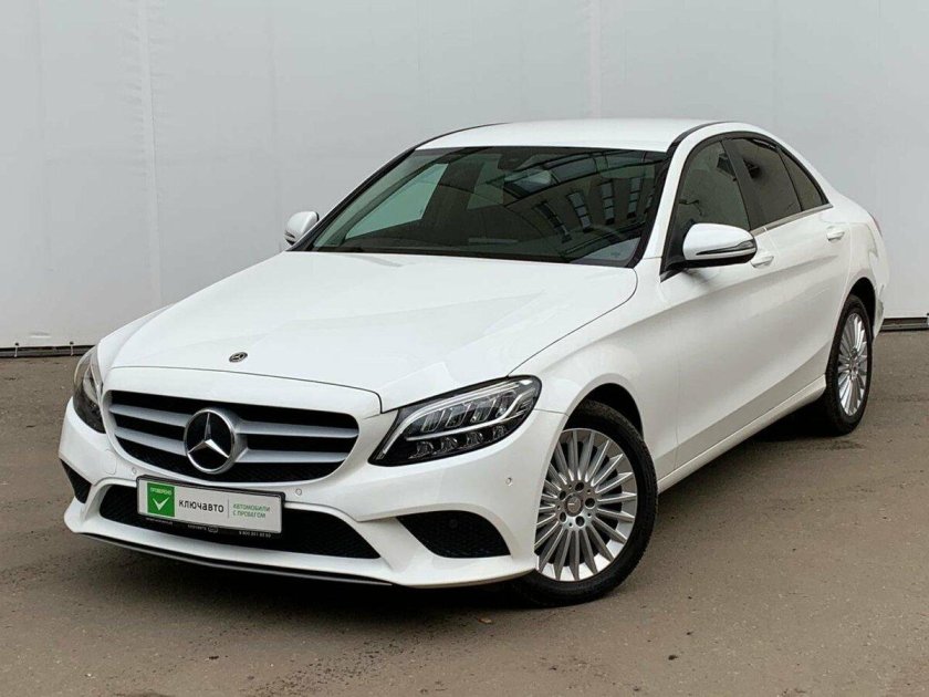 Мерседес с180 w205