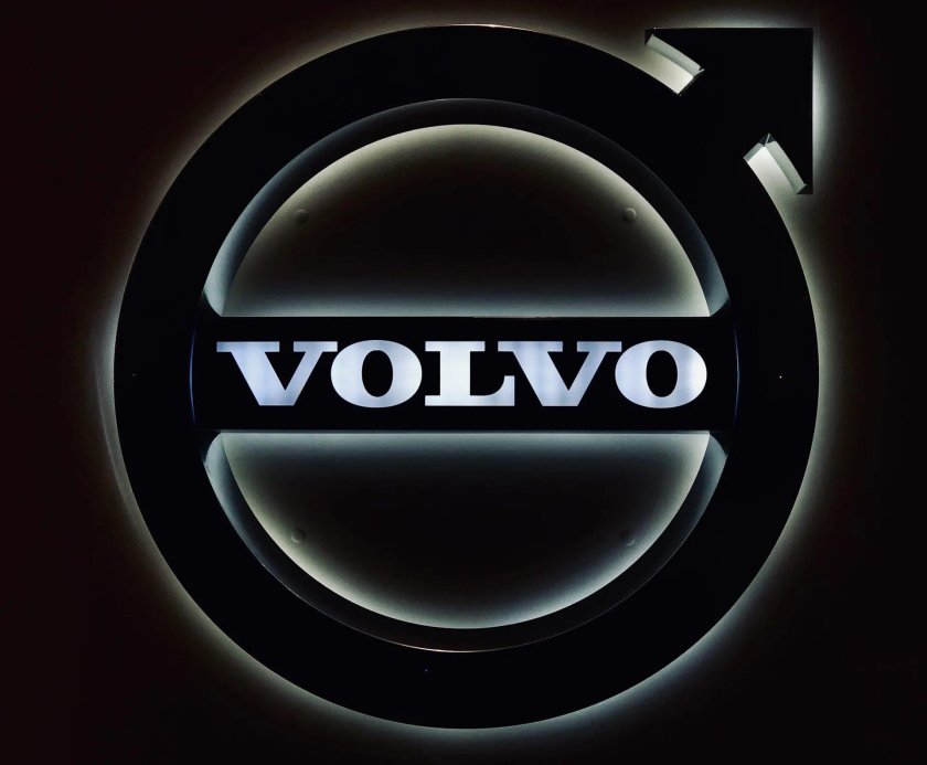 Логотип Вольво