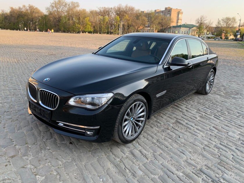 Бмв 740 li