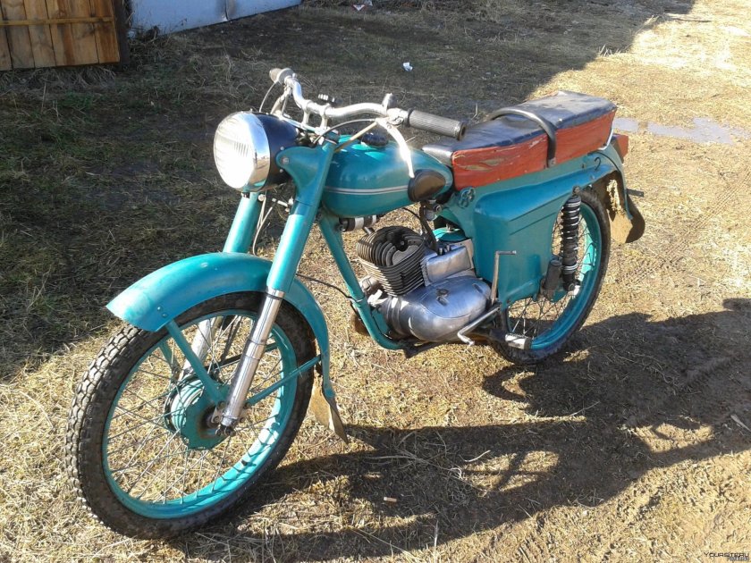 Советский мотоцикл м 105