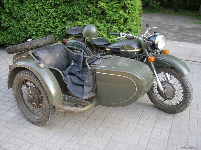 Мотоцикл Урал м 66