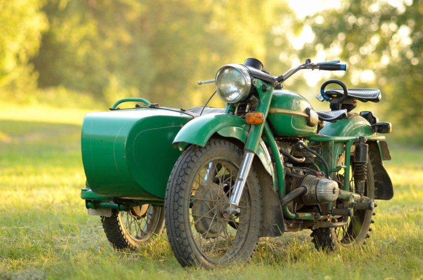 Мотоцикл Урал м77