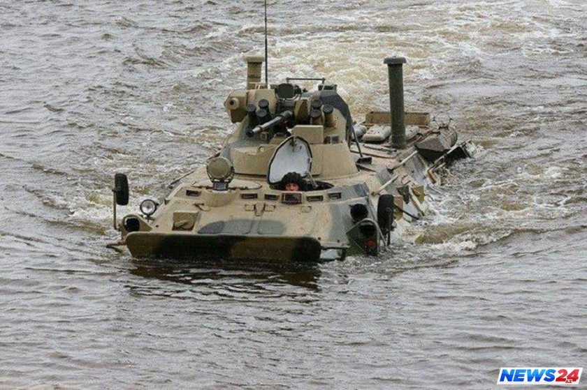 БТР 80 плавает